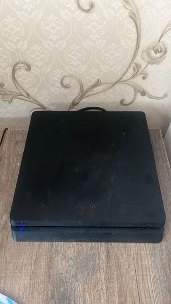 Продам PS4