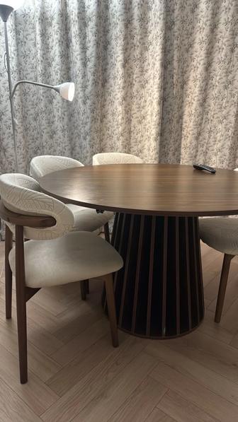 Продам стол новый МДФ