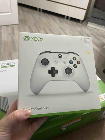 Игровая приставка Xbox One S 1TB