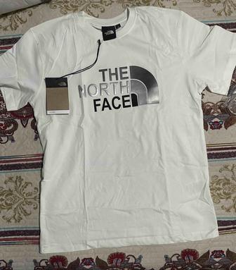 Продам новую футболку