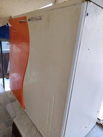 Отдам мебель, ламповый телевизор бесплатно