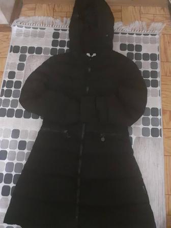 продаю пальто утепленные на девочку