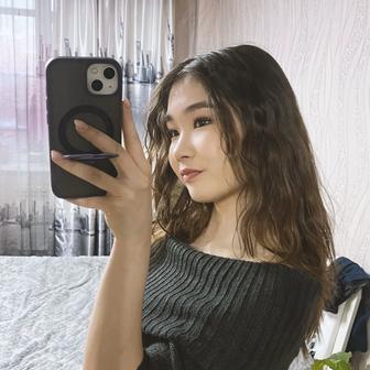 помощница няни