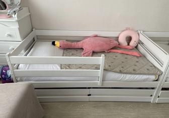 Детские кровати из массива дерева