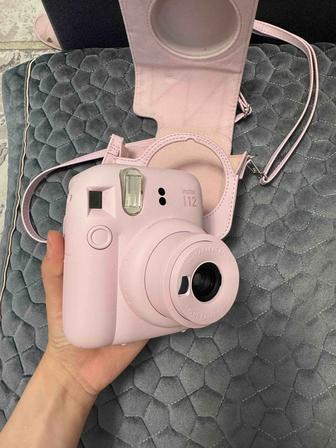 продам instax mini 12