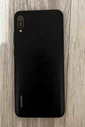 Телефон Huawei