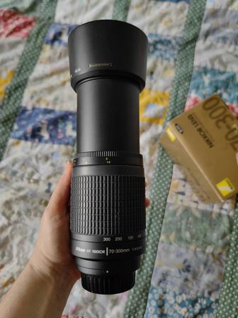 Объектив Nikkor AF-Zoom 70-300 4-5.6 G