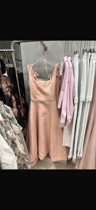 Продам платье в хорошем состоянии