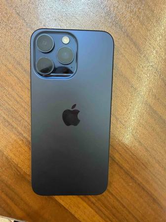Продаю Айфон 15 про max