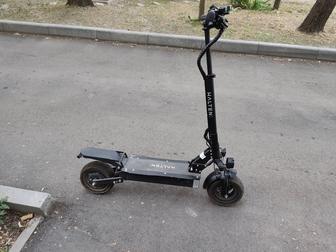 Продам самокат Halten RS-02