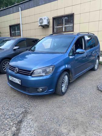 Аренда Авто Volkswagen Touran