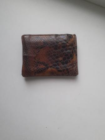 Продаю Портмоне в хорошем состоянии