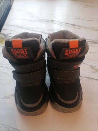 Зимний ботинка детский