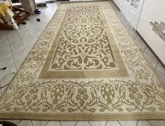 Шерстяной ковер б/у