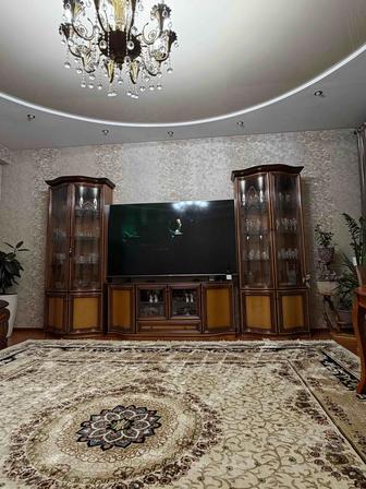 Продам шкаф горку