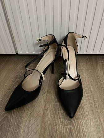 Женские туфли