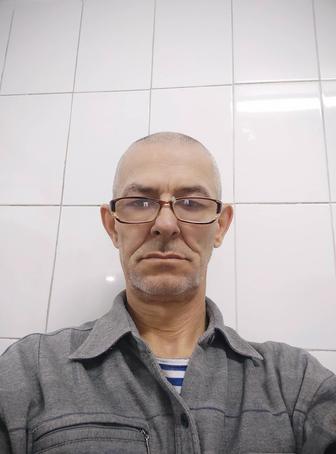 Ищу работу в ночное время сторож охранник.