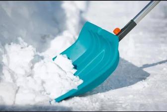 Чищу снег перекидаем уголь