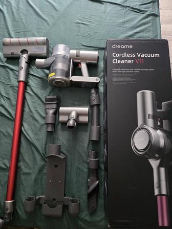 Вертикальный пылесос Dreame V11