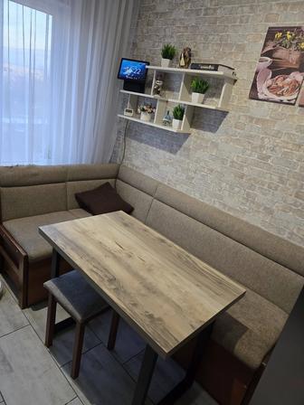 Продам кухонный уголок