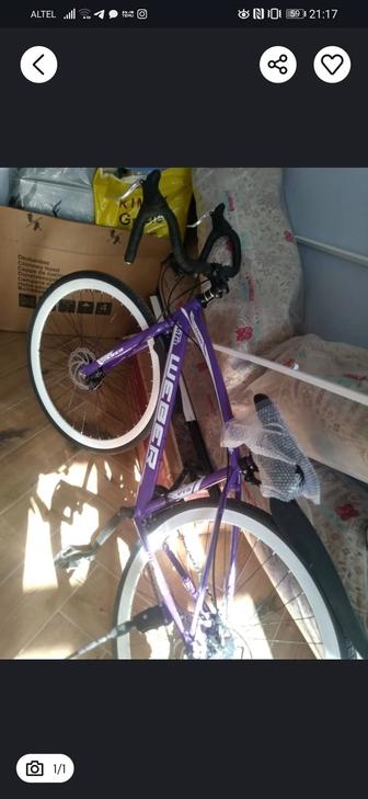 Продаю шоссейный велосипед в новом состоянии