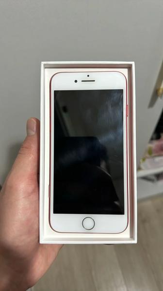 Продам IPhone 7 red в хорошем состоянии. 128g