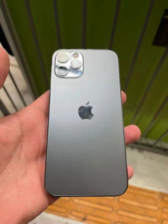 Продам iPhone 12 Pro айфон 12 про