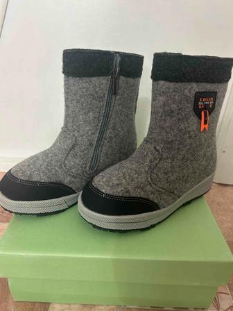 Новый детский сапоги