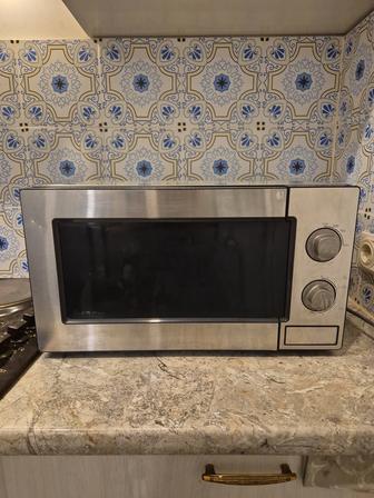 СВЧ- печь Samsung ME81MRTB/BW