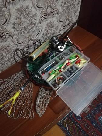 Продам рыболовные снасти