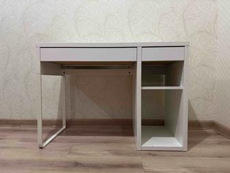 Стол письменный IKEA