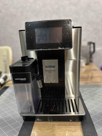 Продам кофемашину Delonghi Primadonna Soul