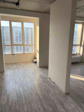 Укладка Ламината, монтаж плинтуса.