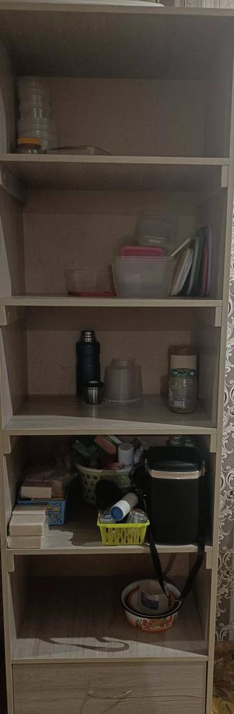 Продается шкаф пенал для хранения продуктов, солений