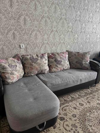 Продам диван с креслом