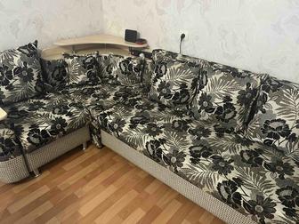 Продам мягкий уголок