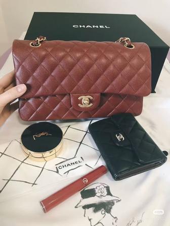 Продам сумку Chanel
