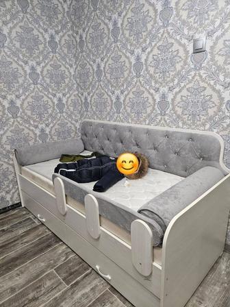 Продается детская кровать 140см