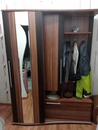 Продам прихожую