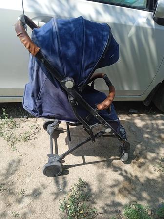 Коляски детские разные 4 штуки
