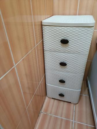 Пластиковый комод