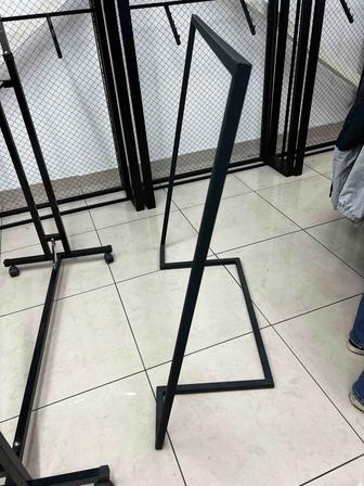 Стойки для одежды