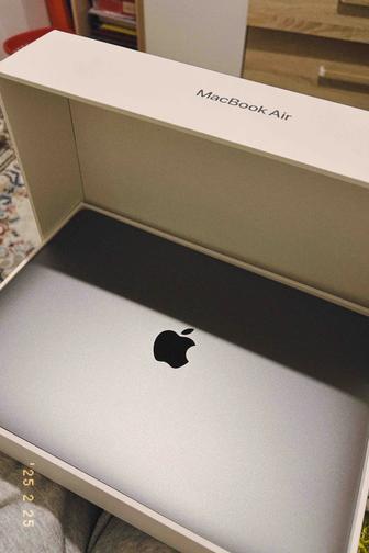 Продам MacBook Air