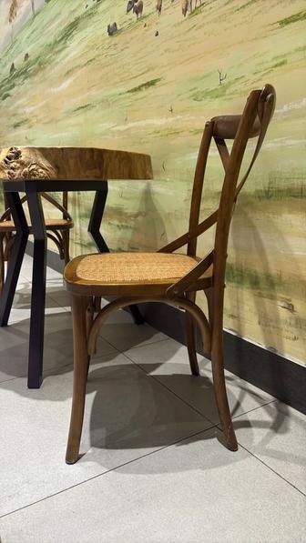 Продаются 2 стула