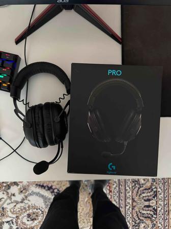 продам игровые наушники logitech g pro