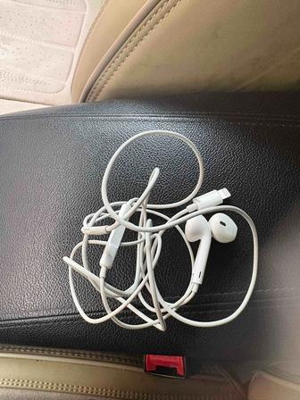 Наушники Apple EarPods