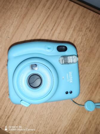 Фотоаппарат instax mini 11