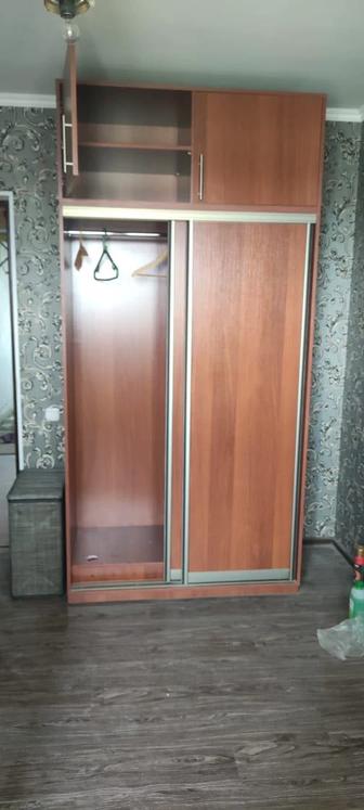 Продам шкаф купе