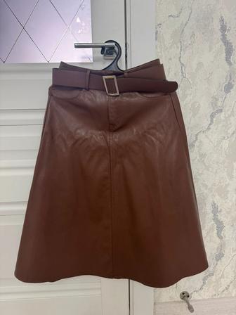 Юбка кожаная