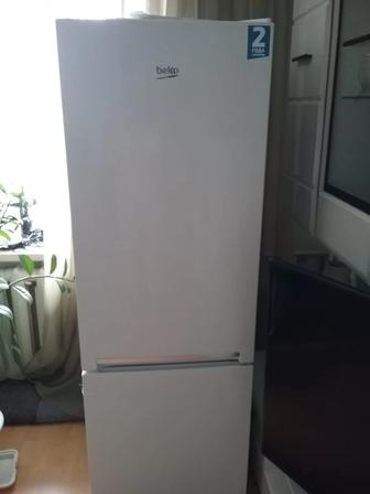 Продам холодильник